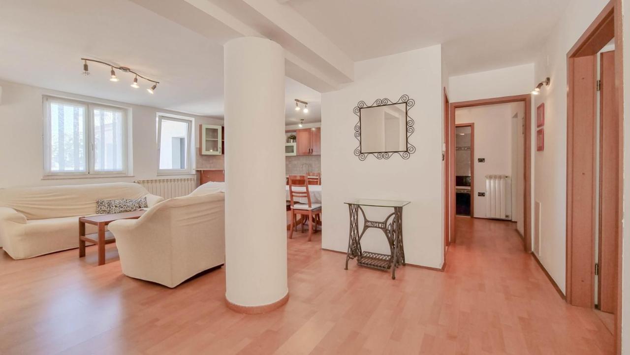 Ena Apartment Novigrad  ภายนอก รูปภาพ