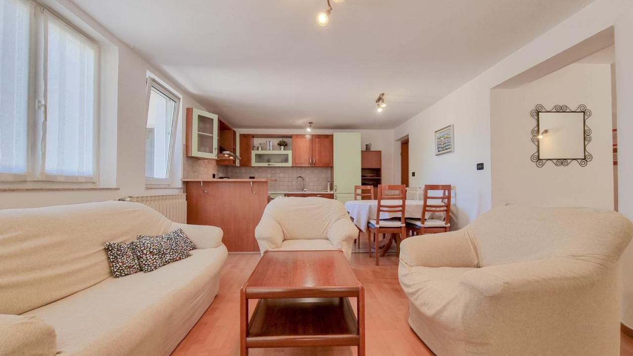 Ena Apartment Novigrad  ภายนอก รูปภาพ