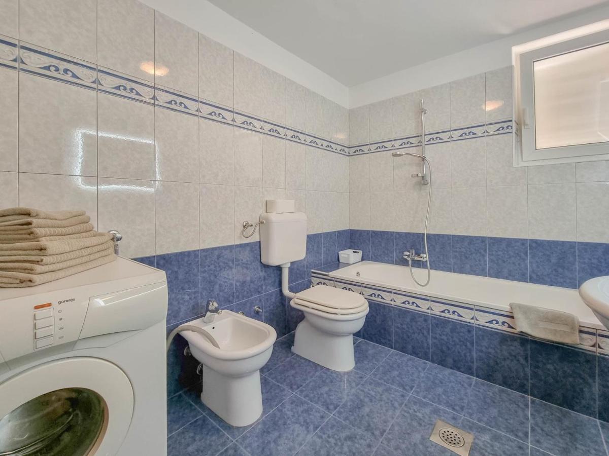 Ena Apartment Novigrad  ภายนอก รูปภาพ