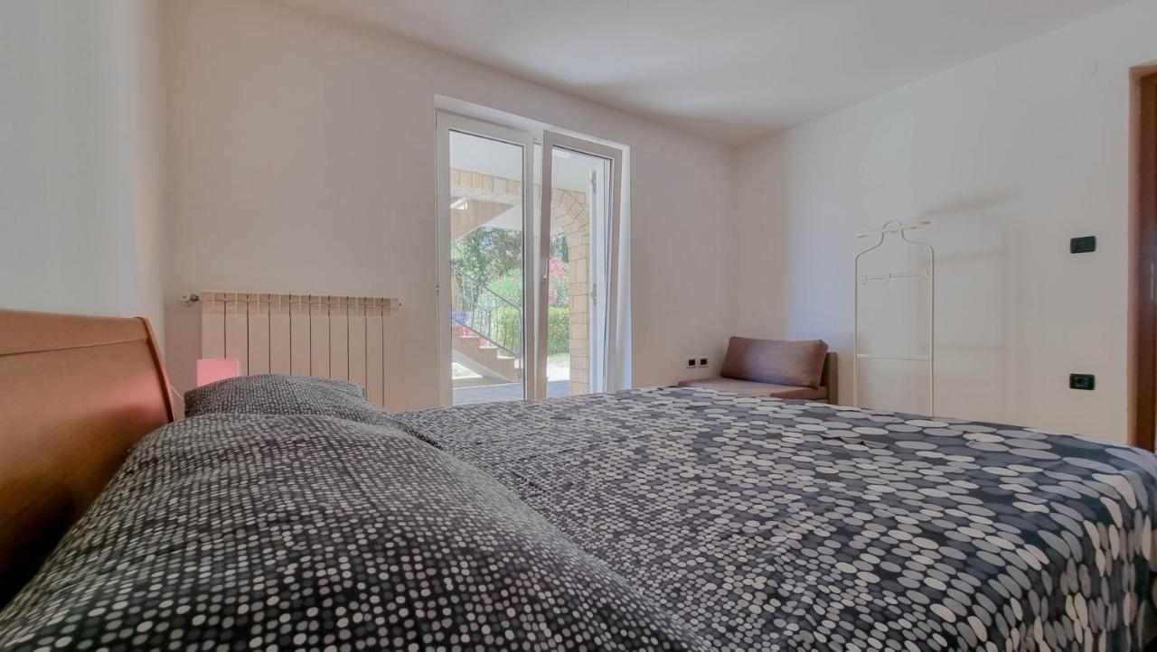Ena Apartment Novigrad  ภายนอก รูปภาพ